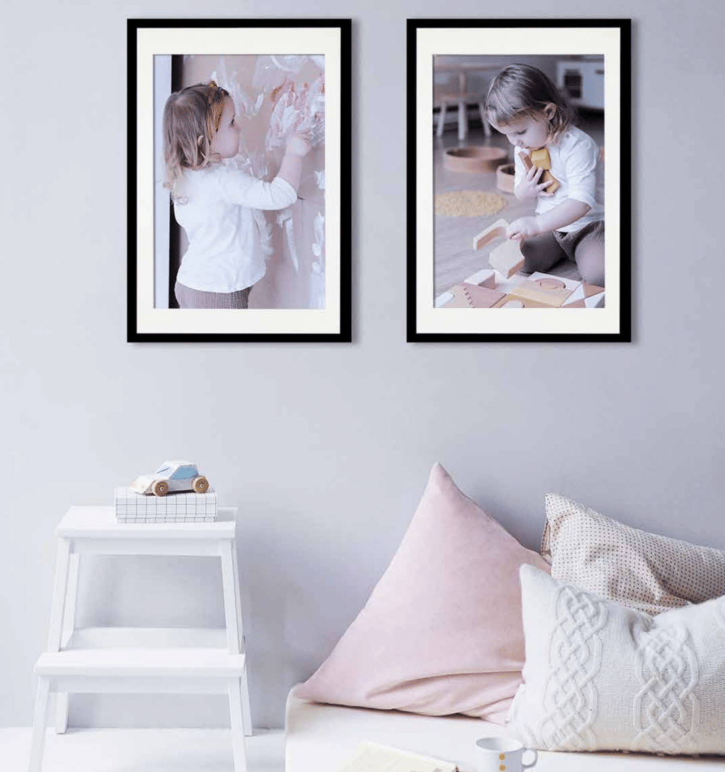 16x22” black timber frame with matboard to suit 12x18” photo